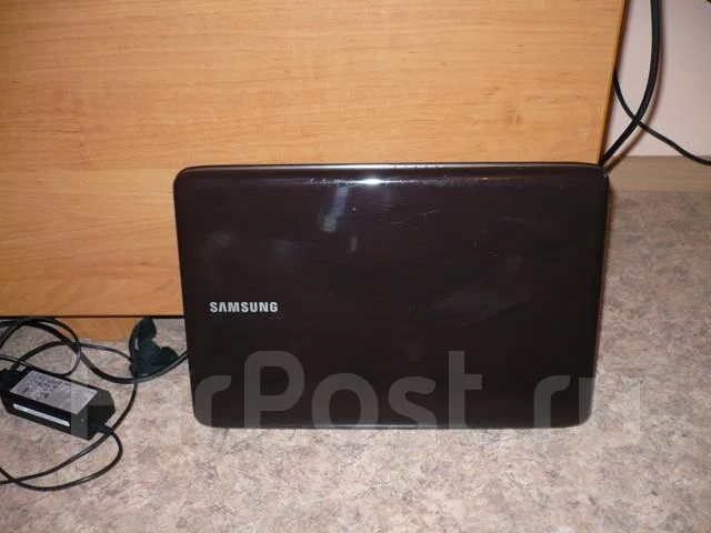 Samsung R540. ��� 3072 ��, ���� 320���, WiFi: 1, ����������� �� 3��. ����