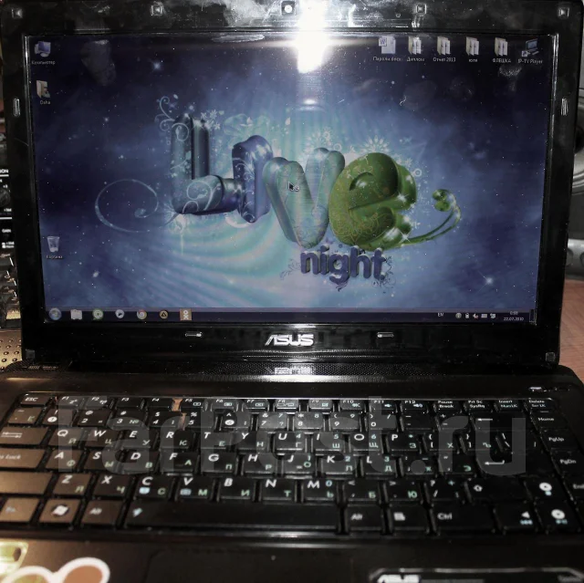 ASUS K42JC. 2,4����, ��� 4 ��, ���� 320���, WiFi: 1, Bluetooth: 1 ����