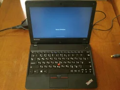 Lenovo ThinkPad X121e. 1,3����, ��� 2048 ��, ���� 320���, WiFi, ����������� �� 4��. ����