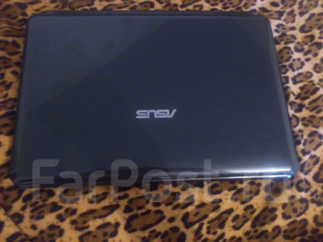 ASUS K40IJ. 1,8����, ��� 2048 ��, ���� 220���, WiFi: 1, ����������� �� 2��. ����
