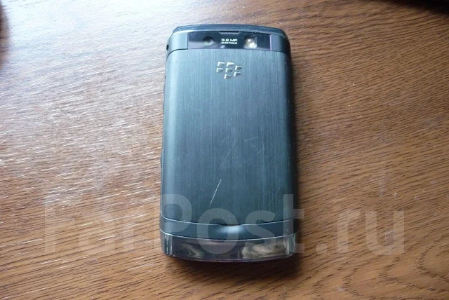 BlackBerry Storm2 9520 ����
