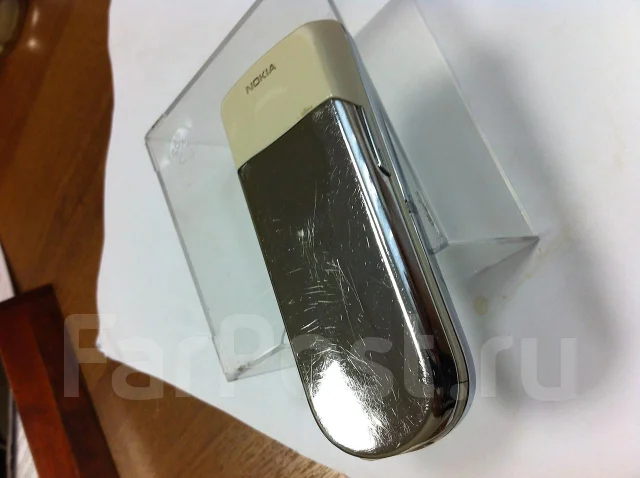 Nokia 8800 Sirocco Edition. �/� ����
