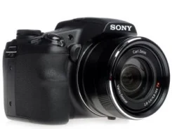 Sony Cyber-shot DSC-WX200. 15 - 19.9 �� ����