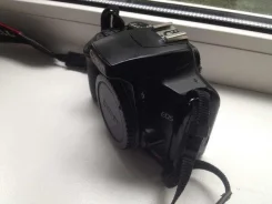 Canon EOS 1000D body. 10 - 14.9 ��, ���: ��� ����