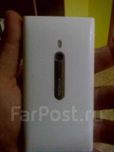 Nokia Lumia 800 ����