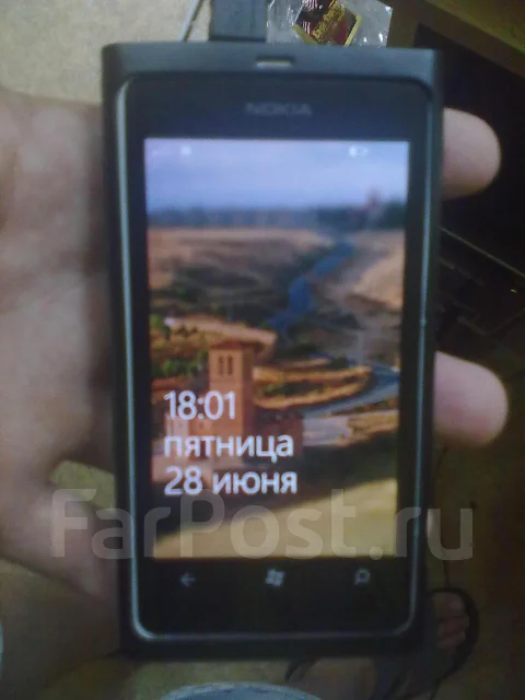Nokia Lumia 800 ����