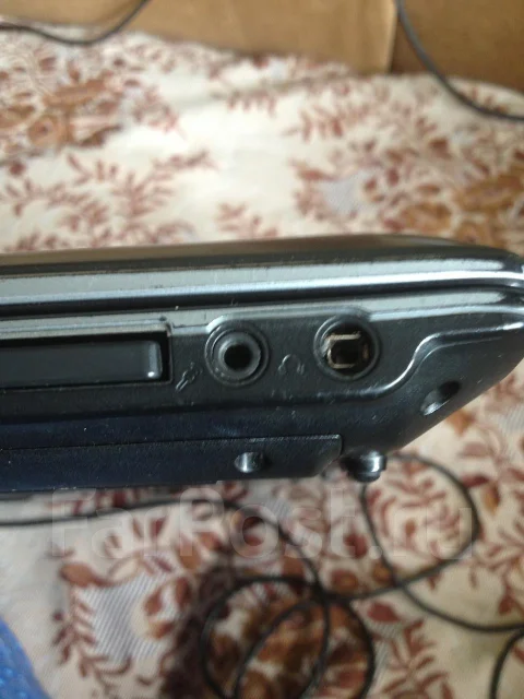 ASUS X50V. 1,8����, ��� 2048 ��, ���� 80���, WiFi: 1 ����