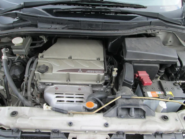 Mitsubishi Grandis. NA4W, 4G69 ����