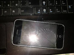 Apple iPhone 2G. �/� ����