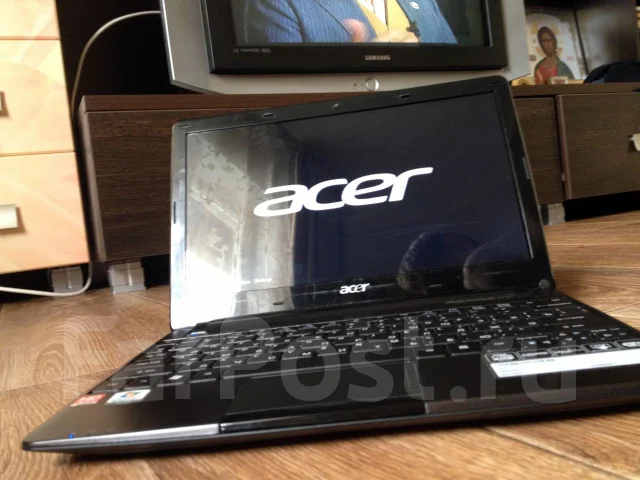 Acer Aspire One AO722-C58kk. 1����, ��� 2048 ��, ���� 250���, WiFi: 1, Bluetooth: 1, ����������� �� 6��. ����