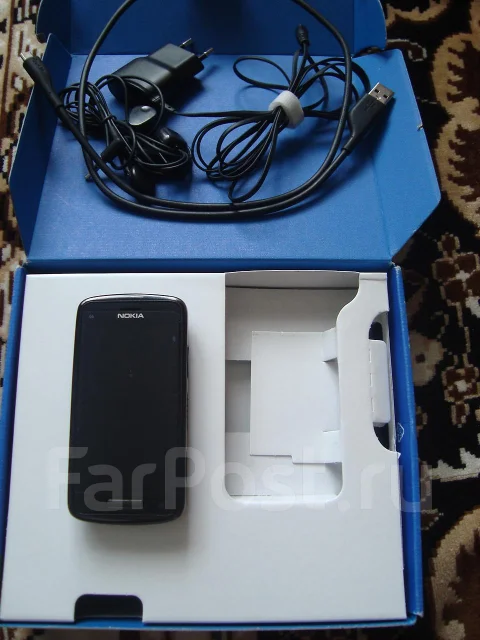 Nokia C6-01. �/� ����