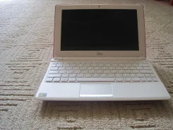 iRu Intro 106. ��� 2048 ��, ���� 320���, WiFi, Bluetooth