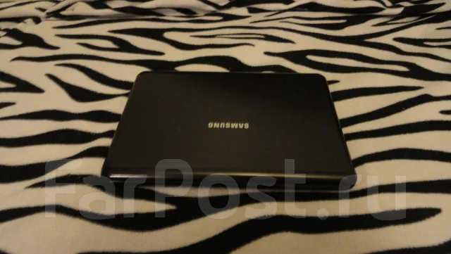 Samsung N130. 3,2����, ��� 1024 ��, ���� 120���, ����������� �� 2��. ����