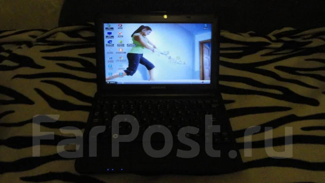 Samsung N130. 3,2����, ��� 1024 ��, ���� 120���, ����������� �� 2��. ����