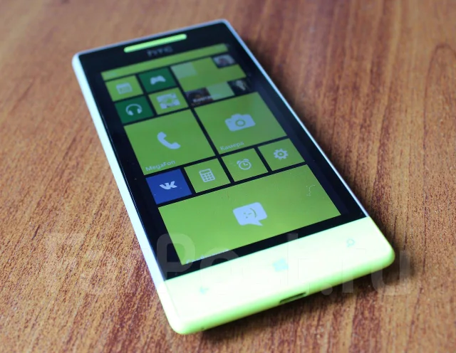 HTC 8S ����