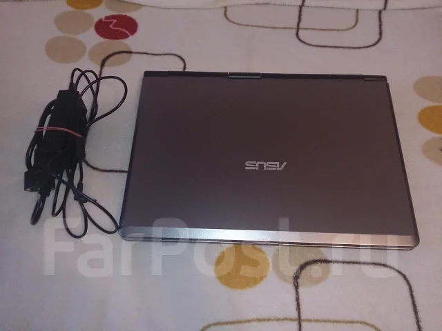 ASUS X51L. 2,1����, ��� 3072 ��, ���� 160���, WiFi: 1 ����