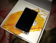 Sony Ericsson Xperia active. �/� ����