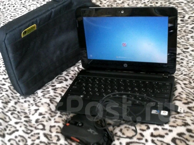 HP Mini 110-3050er. 1,6����, ��� 2048 ��, ���� 250���, WiFi: 1, Bluetooth: 1, ����������� �� 6��. ����