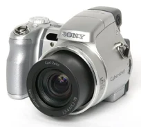 Sony Cyber-shot DSC-H9. 8 - 8.9 ��, ���: 14� � ����� ����