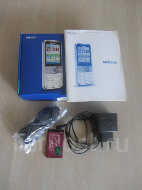 Nokia C5-00. �/� ����