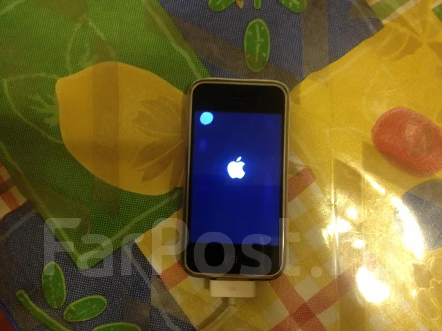 Apple iPhone 2G. �/� ����