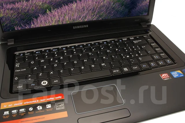 Samsung R522. 2,1����, ��� 3072 ��, ���� 250���, WiFi: 1, Bluetooth: 1 ����
