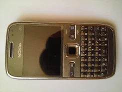 Nokia E72. �/� ����