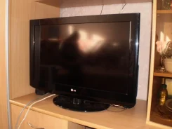 LG 32lm3400. LCD (��) ����