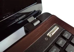 ASUS X53S. 2,3����, ��� 4 ��, ���� 750���, WiFi, Bluetooth, ����������� �� 2��. ����