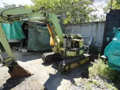 Kobelco SK30UR ����