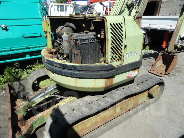 Kobelco SK30UR ����