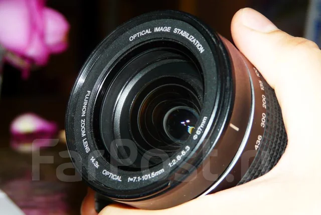 Fujifilm FinePix S200EXR ����