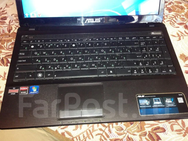 ASUS X53U. 1,6����, ��� 2048 ��, ���� 320���, WiFi: 1 ����