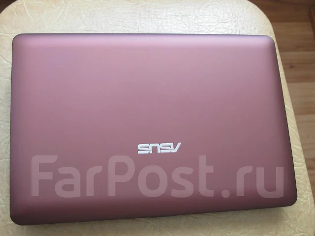 Asus Eee PC 1015PE. 10.1", 1,6����, ��� 1024 ��, ���� 250���, WiFi: 1, ����������� �� 10��. ����