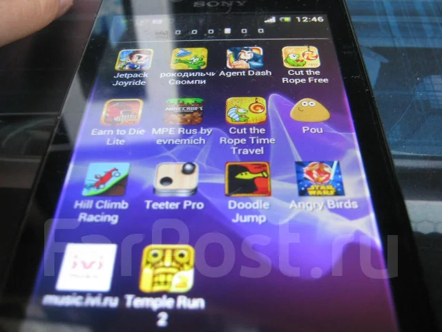 Sony Xperia J ����