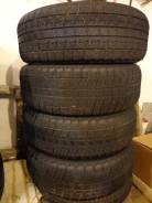 Bridgestone Blizzak Revo1. Зимние, без шипов, износ: 40%, 2 шт