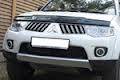 Дефлектор капота. Mitsubishi Pajero Sport