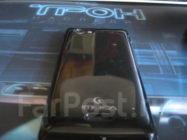 Sony Xperia J ����