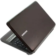 Samsung R540. 2,4����, ��� 8 ��, ���� 320���, WiFi: 1, ����������� �� 3��. ����