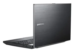 Samsung 305E5A. 1,9����, ��� 4 ��, ���� 640���, WiFi, Bluetooth ����
