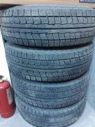 Продаю комплект зимних шин Bridgestone(175/70/14) на штамповках. 5.5x14 5x100.00 ET45 ЦО 60,1 мм.