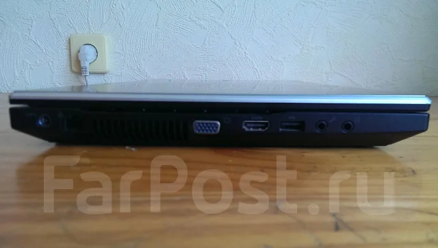 Samsung 305V5A. 2,2����, ��� 4 ��, ���� 1 000���, WiFi: 1, Bluetooth: 1, ����������� �� 5��. ����