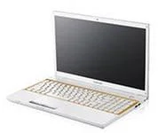 Samsung 300V5A. 2,4����, ��� 4096 ��, ���� 500���, WiFi, Bluetooth, ����������� �� 5��.