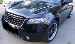 Накладка на фару. Infiniti FX35
