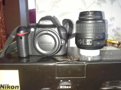 Nikon D3000 Kit