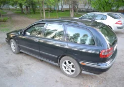 Volvo V40 ����