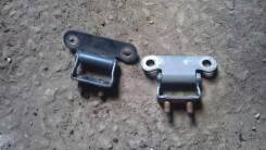 Крепление крышки багажника. Toyota: Corolla, Corona, Caldina, Carina E, Allex, Sprinter Carib Двигатели: 2CE, 1WZ, 7AFE, 4EFE, 4ZZFE, 4AFE, 3ZZFE, 2E...