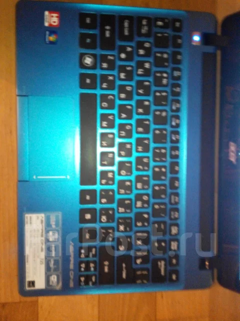 Acer Aspire One. ��� 2048 ��, ���� 452���, WiFi: 1, Bluetooth: 1, ����������� �� 5��. ����