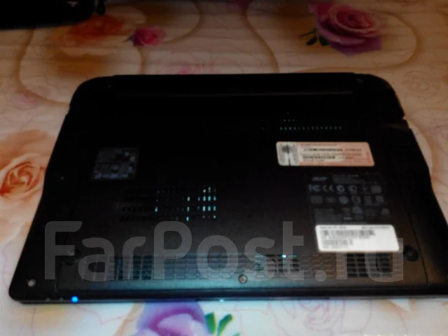 Acer Aspire One. ��� 2048 ��, ���� 452���, WiFi: 1, Bluetooth: 1, ����������� �� 5��. ����