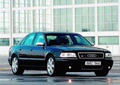 Audi S8 ����